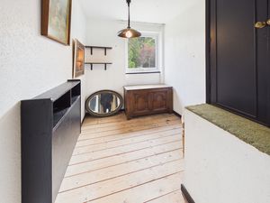 BEDROOM THREE- click for photo gallery